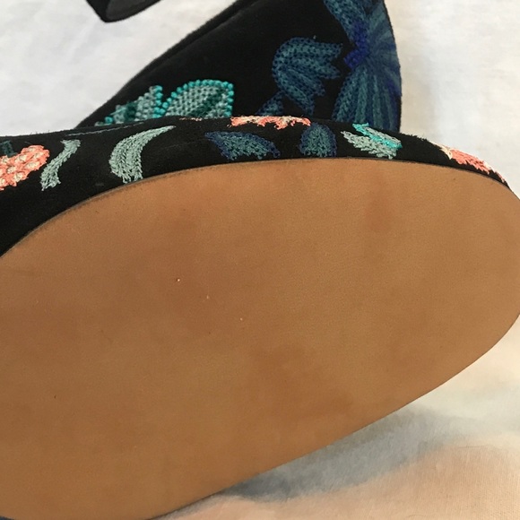 NEW Rebecca Minkoff Bridget Too Embroidered Pumps - Picture 6 of 7